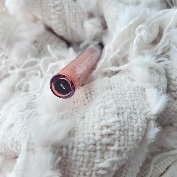 Assorted Makeup Lot - Picture 5 of 10